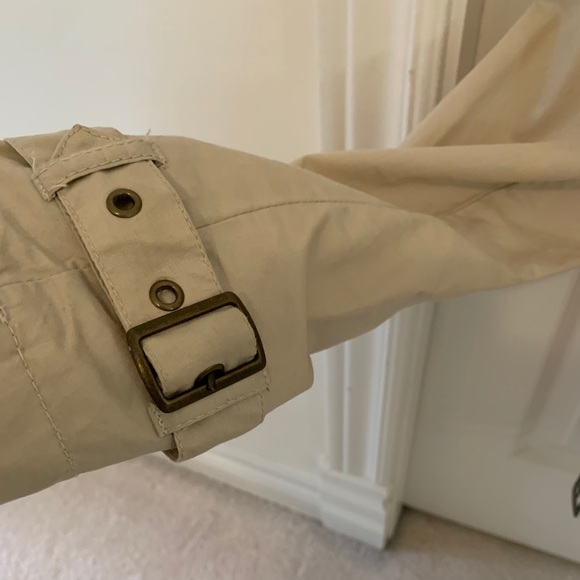 CROPPED TRENCH COAT By GALERIES LAFAYETTE PARIS - Picture 3 of 12